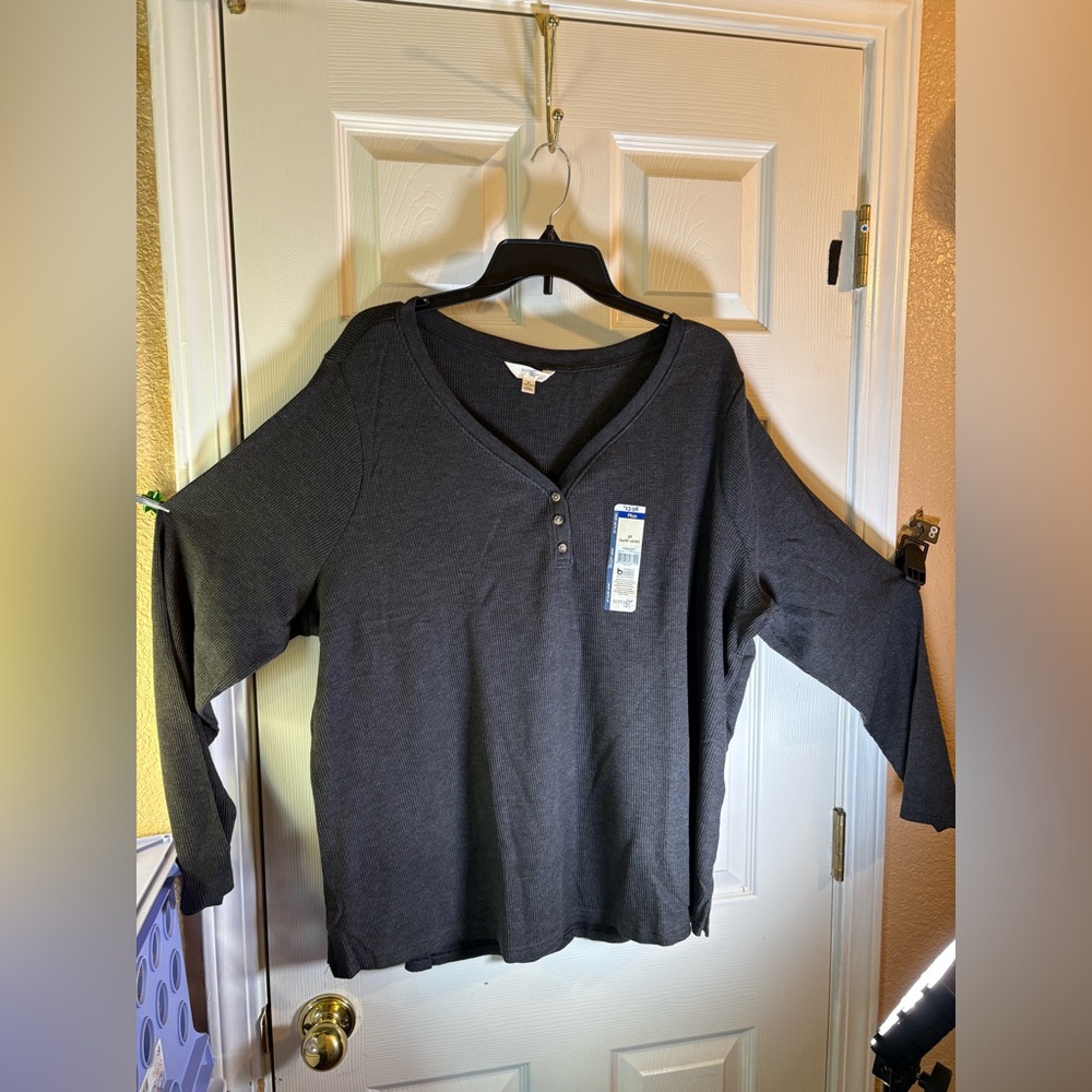 Terra Sky Women Plus 3X 24W-26W Thermal Henley Top Long Sleeve Waffle Knit Adult